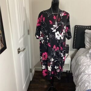 EUC - Alfani Women’s Dress Size 20 - Worn Once - Great Spring Dress!